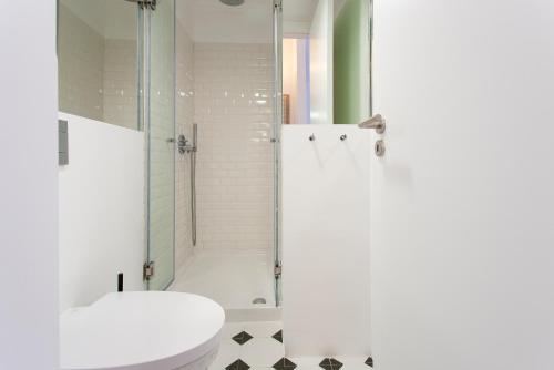 2 suites stylish flat at bairro alto-principe real