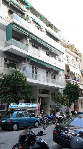 Modern Downtown Flat near the Acropolis by UPSTREET