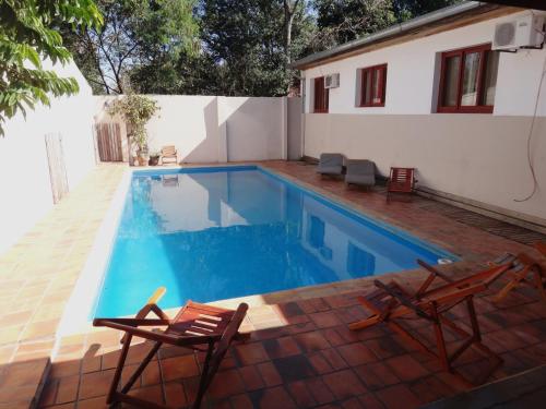 Bazén v ubytování Hotel Tierra Colorada nebo v jeho okolí