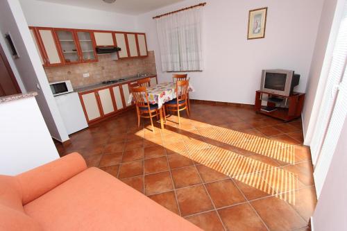 Apartments Elida