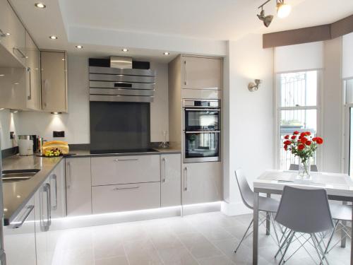 5 Arlington Villas – Photos 5