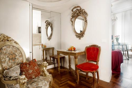 Santa Cecilia Apartment in Via del Corso