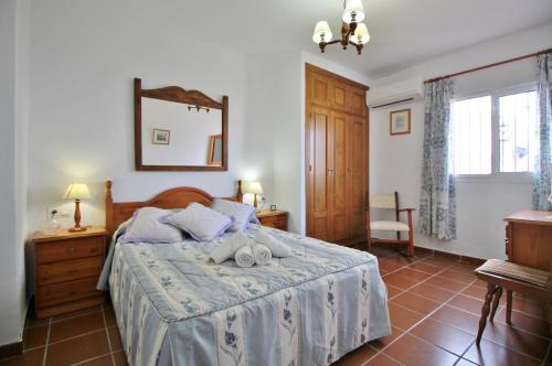 Posteľ alebo postele v izbe v ubytovaní Villa Cornocalejo SpainSunRentals 1003