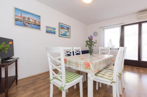 クルクにあるApartments Karenのギャラリーの写真