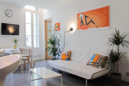 Your Home in Marseille***