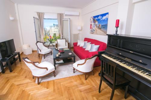 Magnificent luxury retrostyle flat Acropolis view