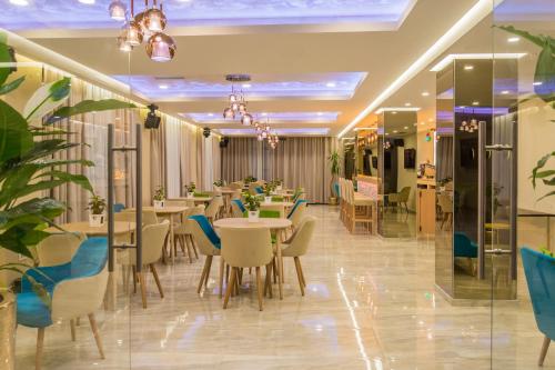Monopoly Hotelにあるレストランまたは飲食店