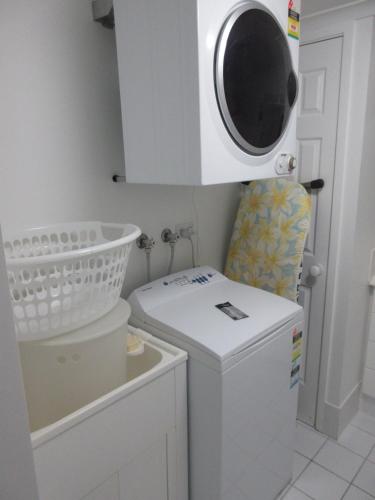 Фотография из галереи Pacific Place Apartments в Голд-Кост