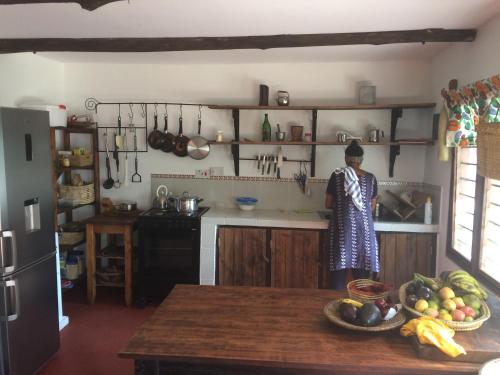 Dapur atau dapur kecil di Villa Matalai