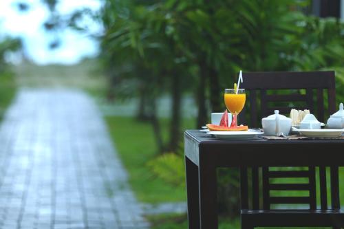 Drinks på Kaminrich Cottage