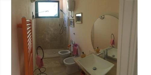 Bathroom sa Villa Giovannozzi - Swimming Pool & Tennis Court