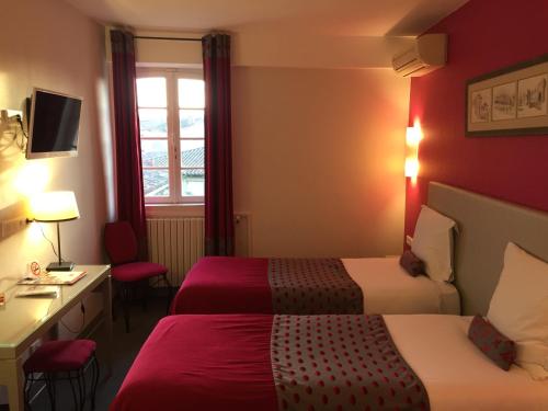 Afbeelding uit fotogalerij van Hotel Du Pont Vieux in Carcassonne