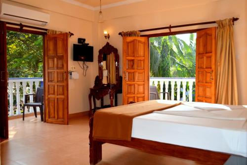 Gallery image of Mayflower Beach Resort in Baga