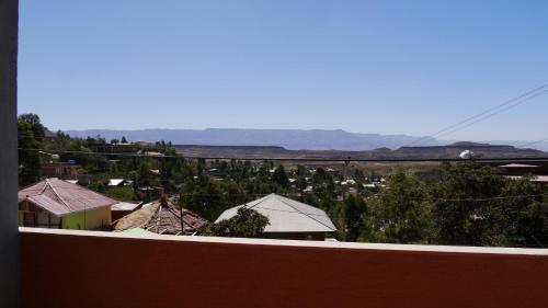 Vista general de una montaña o vista desde el hotel 