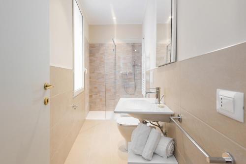 Un baño de RUBELE40