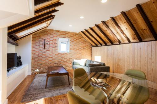 Bairrus Lisbon Apartments - Principe Real/Brick