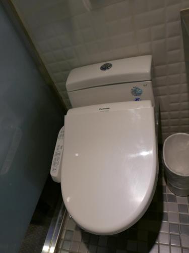 Un baño de 泊居旅店二館 Oursinn Hotel 2
