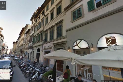 Love weekend near Piazza Ognissanti
