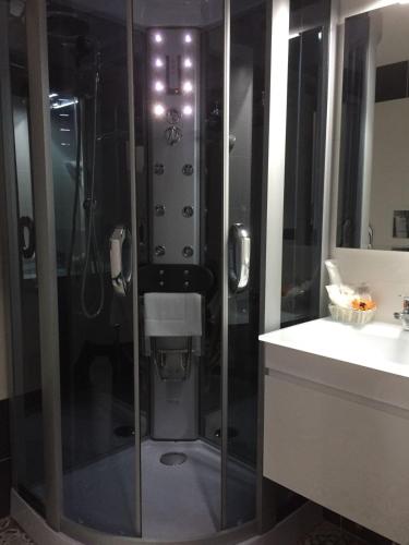 MB95 - Mezzocannone Luxurious Bed&Breakfast