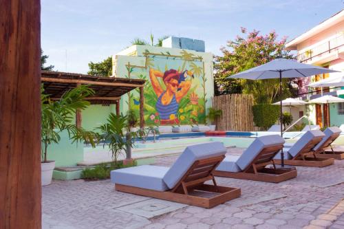 Bazén v ubytování Nílu Cancun Downtown by Selina nebo v jeho okolí