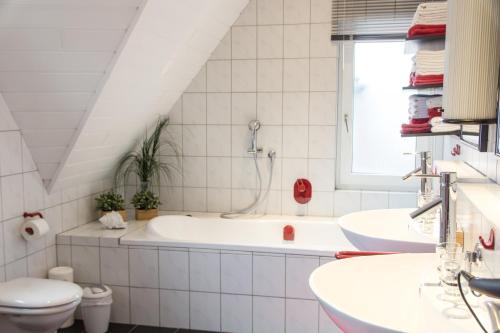 Phòng tắm tại Ferienwohnung "schöner Wohnen"