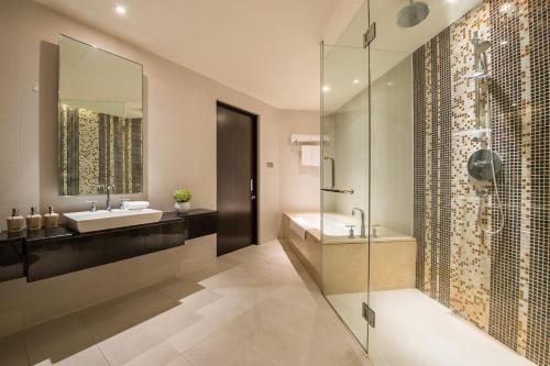 Phòng tắm tại Luxury Sea View Apartment