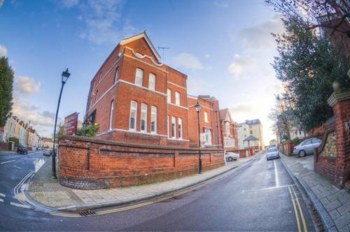 The building where the hotel is located 