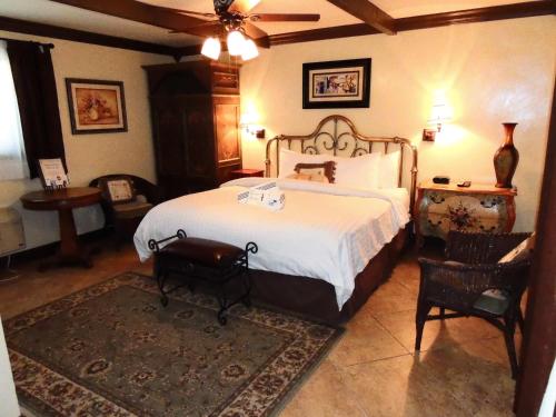 מיטה או מיטות בחדר ב-Tuscan Springs Hotel & Spa