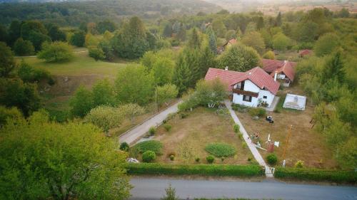 Foto dalla galleria di Guest house Jandric a Drežnik Grad