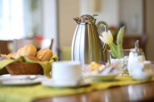 Mad på pensionatet eller i nærheden