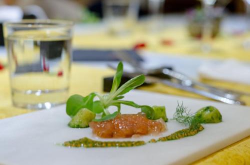 カントリーハウスの敷地内または近くでの食事または食べ物