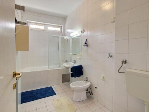 Koupelna v ubytování Apartments Matija Terme Ptuj
