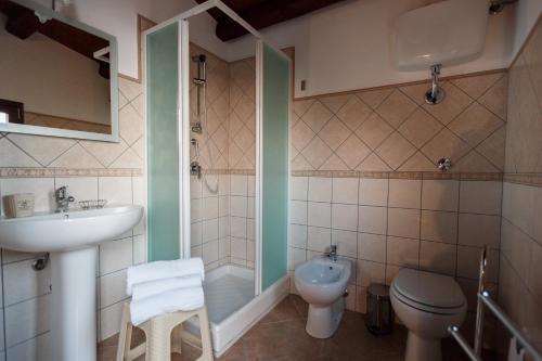 Bagno di B&B Batarà - "La Terrazza del Centro"