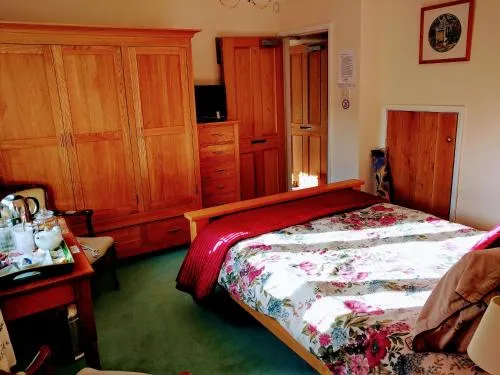 Grove House Bed & Breakfast photo 4