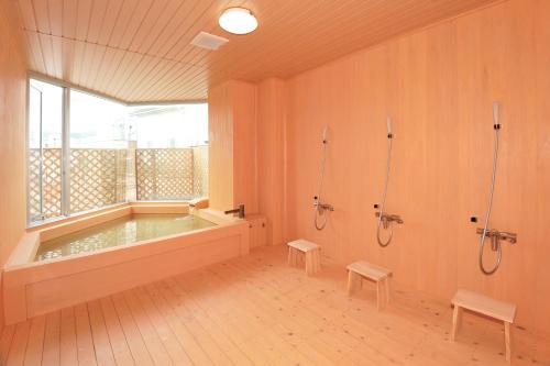 Ett badrum på Hotel Marine World