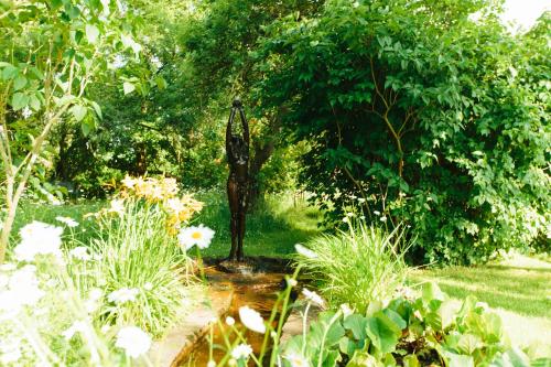 Taman di luar Feriendomizil Alter Garten