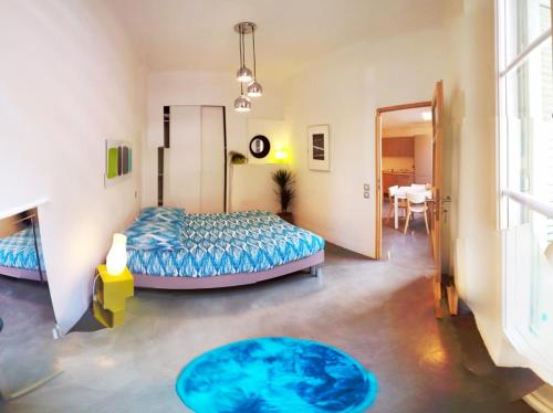 Your Home in Marseille***