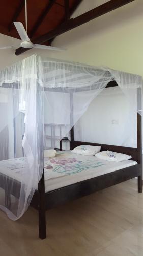 Postel nebo postele na pokoji v ubytování Edelweiss Resort