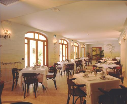 Restaurant o un lloc per menjar a Hotel San Luca