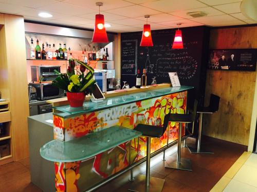 
The lounge or bar area at ibis Toulouse Blagnac Aeroport
