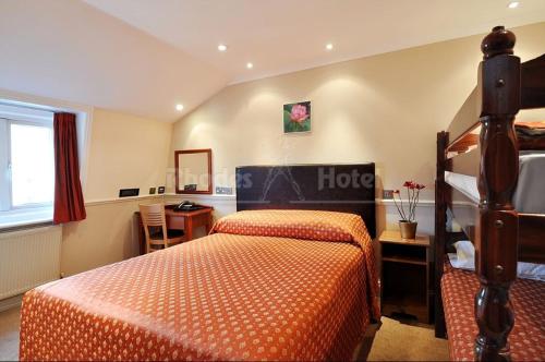 Rhodes Hotel Image