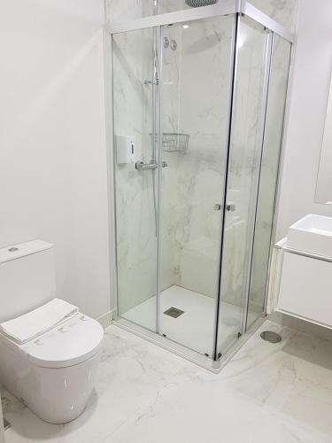 Ένα μπάνιο στο Basto Vila Hotel