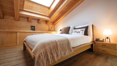 Posteľ alebo postele v izbe v ubytovaní Alpenblick Superior