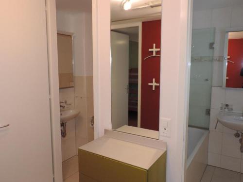 Ένα μπάνιο στο Ladina 74 (363 Ko)