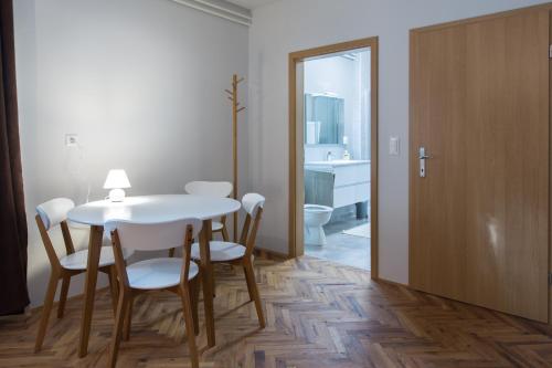 Foto de la galería de New rooms & apartments in Ljubljana en Liubliana