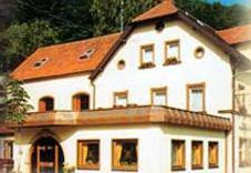 Fotografie z fotogalerie ubytování Gasthof Hotel Schwarzes Roß v destinaci Bad Berneck im Fichtelgebirge