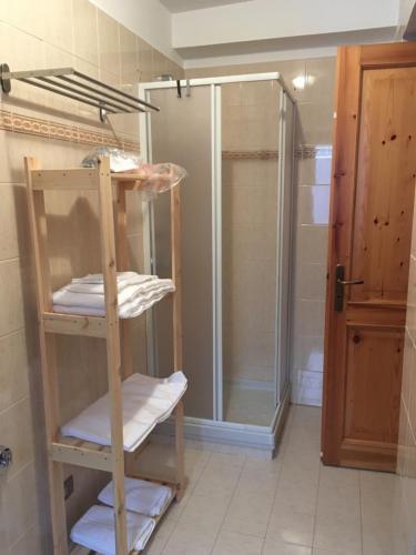 Koupelna v ubytování Lo Scudo d’Italia