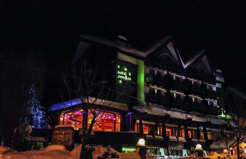 Budova, kde se hotel nachází