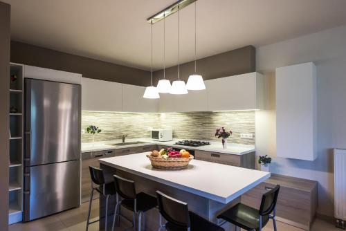 Blue Aura Family Apartment