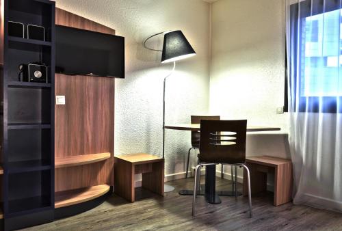 Φωτογραφία από το άλμπουμ του Art Hotel Paris Est σε Pantin